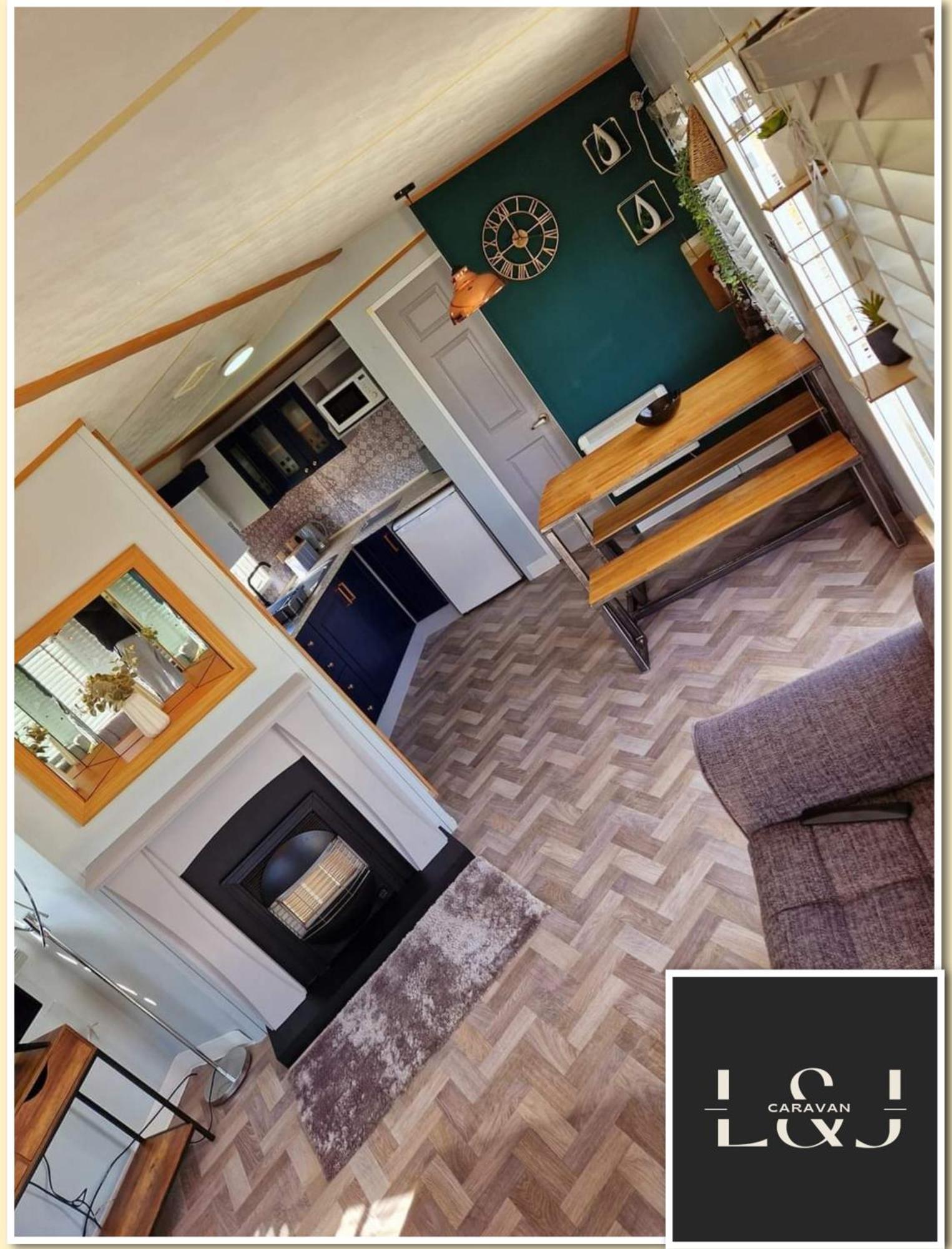 L&j Caravan Skegness Holiday park *
